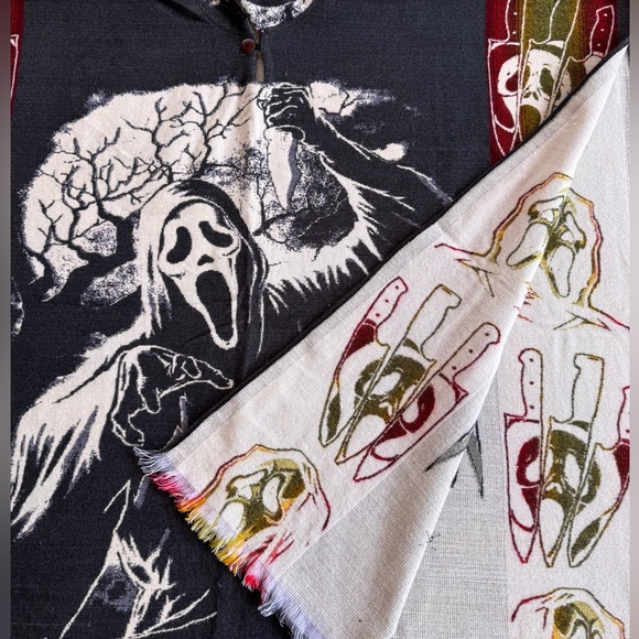 Ghost face adult size alpaca poncho, one size, unisex, handcrafted in Ecuador - Picture 3 of 5